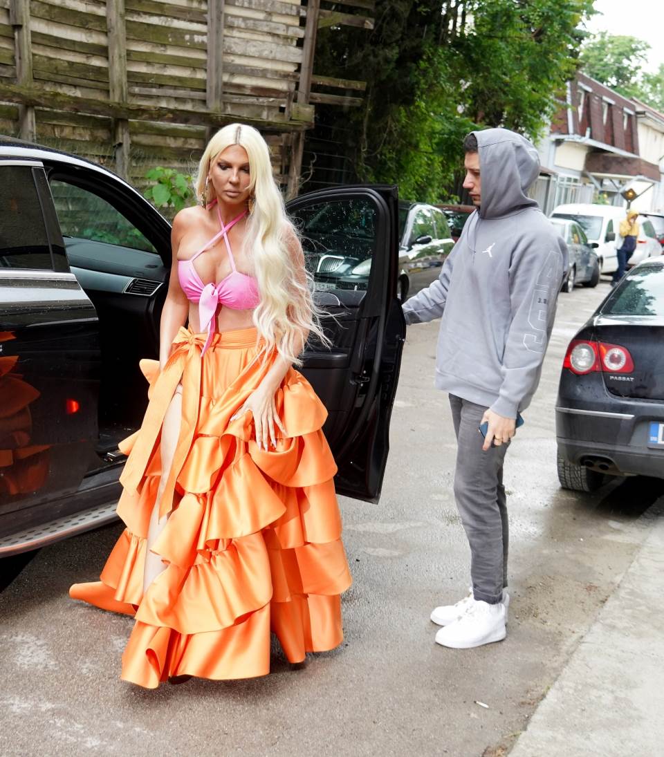 jelena karleusa, paparaco