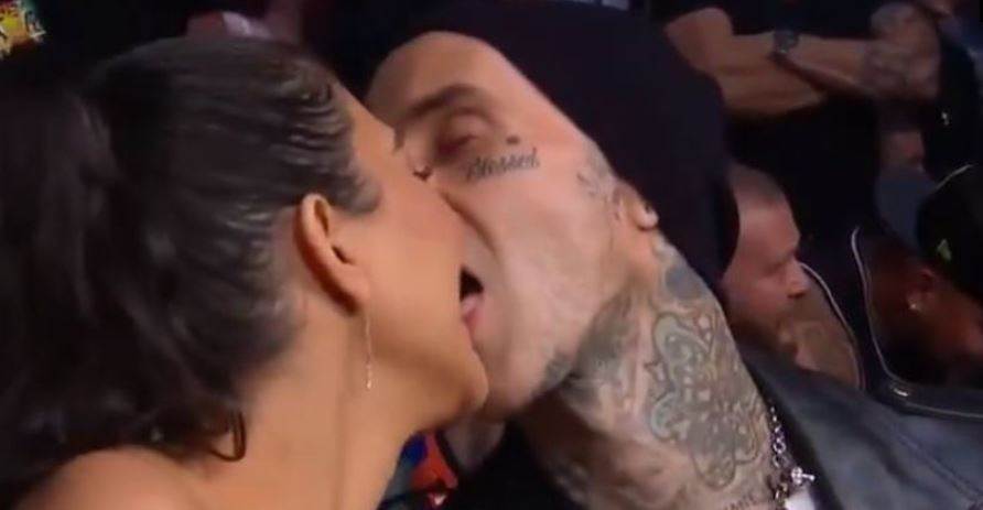 Kortni Kardašijan i Travis Barker se verili