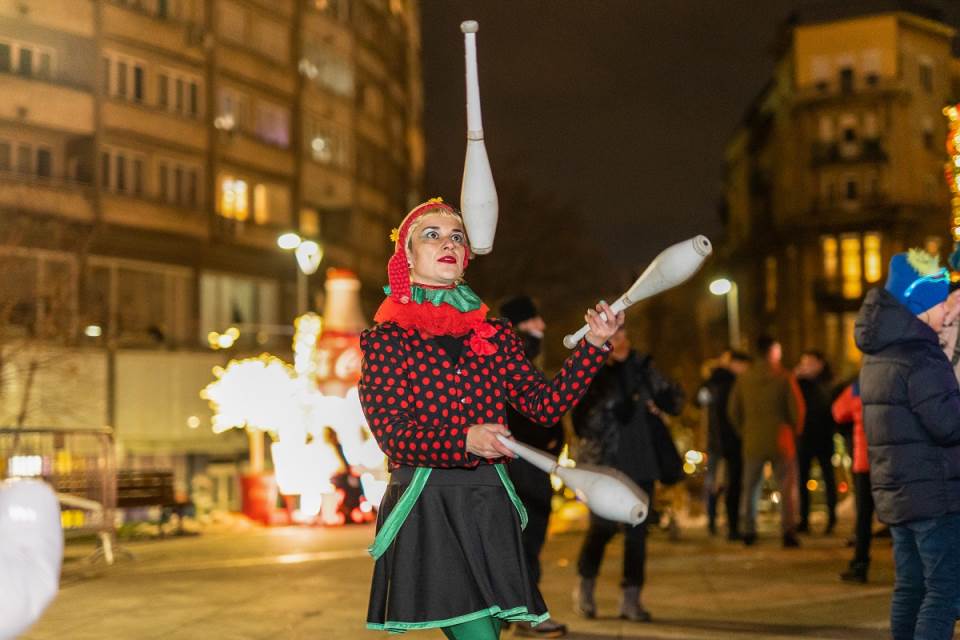 Kreativne radionice, Deda Mraz, Junaci iz bajki... samo su deo sadržaja na Starogradskoj zimi.