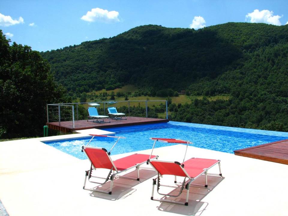 airbnb-kuća-iznajmljivanje-odmor-vikend-jesen-zima-srbija