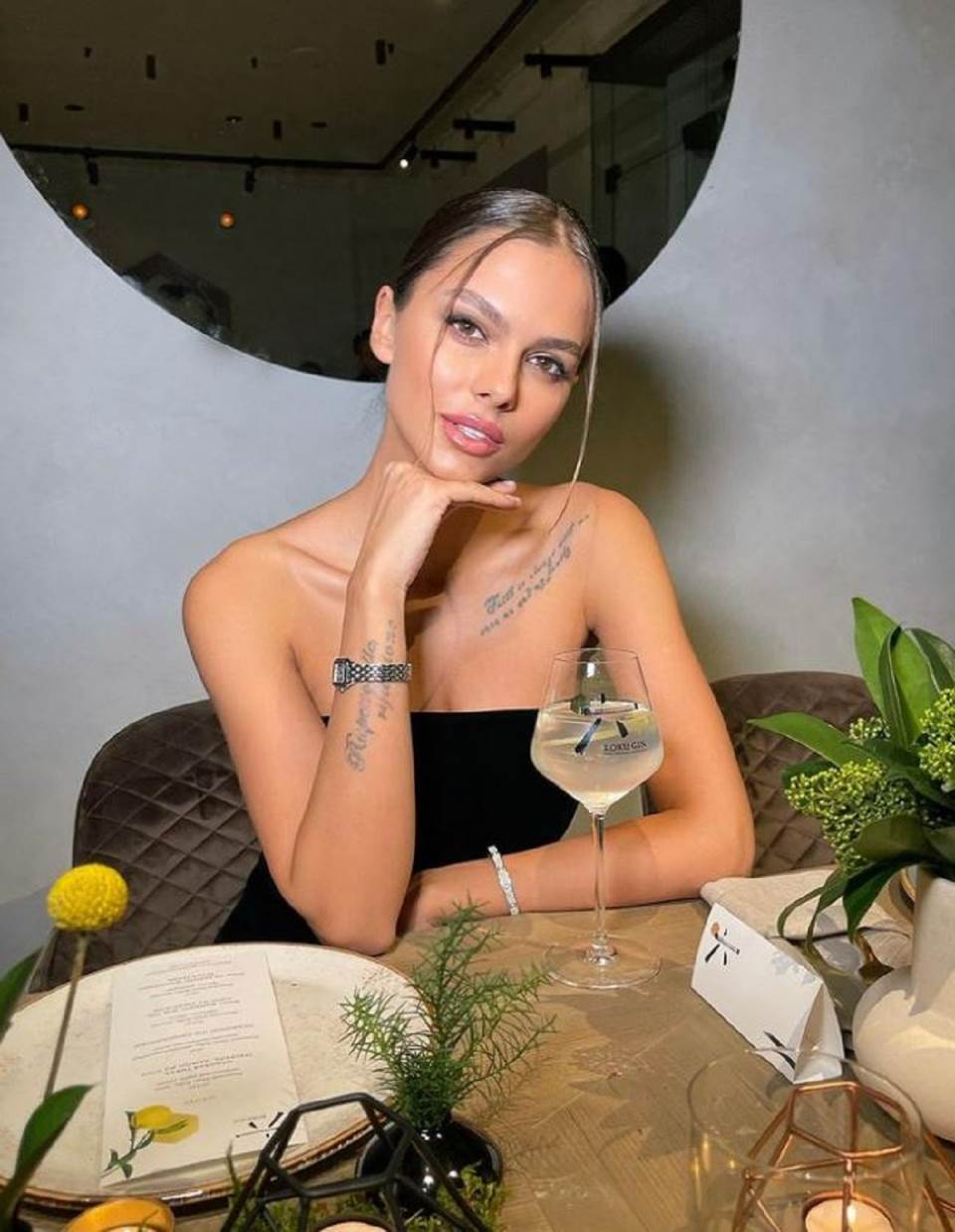 Viki Odincova