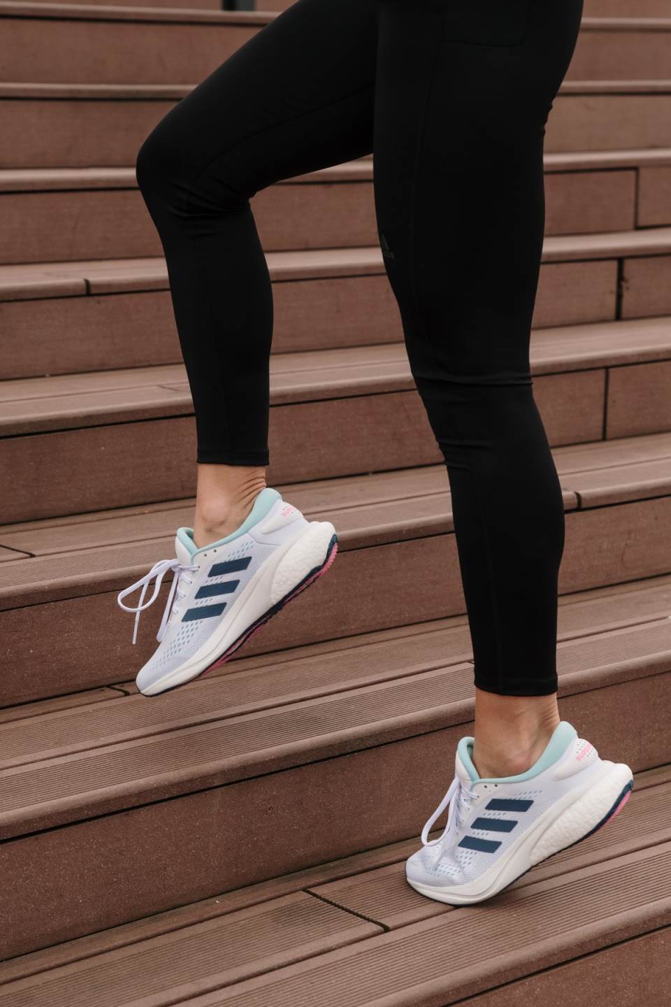 Milica Novaković tvrdi da joj za bolje trčanje pomažu Adidas Supernova 2 patike.