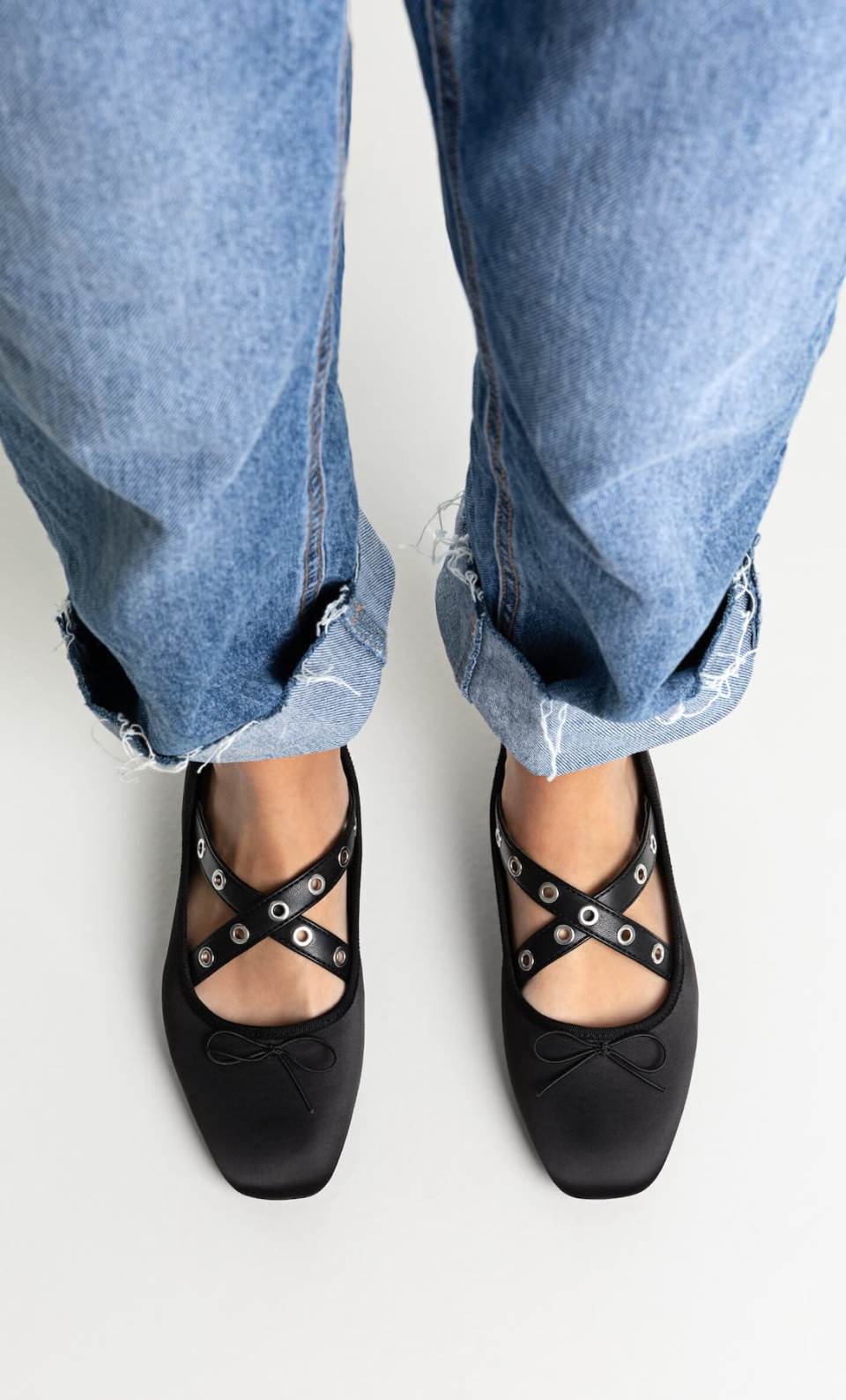 Stradivarius 3.990 din